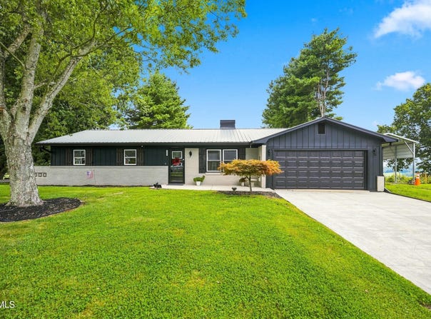 7151 Pembroke Circle, Bristol, VA 24202