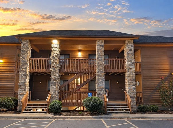 189 Avondale Drive, Branson, MO 65616