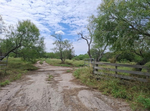 252 Mission River Oaks lot: 141, Woodsboro, TX 78393