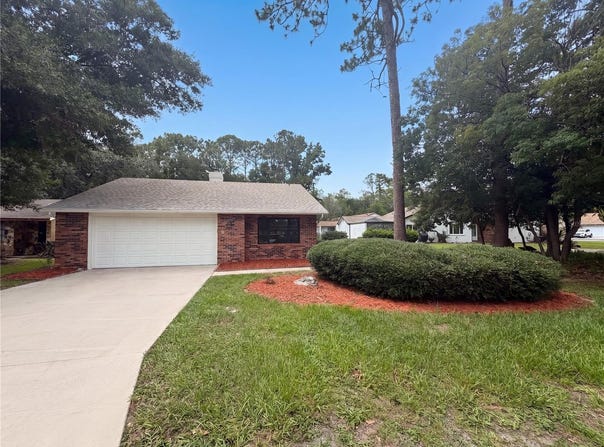 8 BUMELIA Court, HOMOSASSA, FL 34446