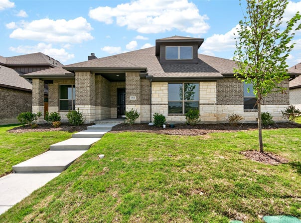 1513 PEGASUS Drive, Lancaster, TX 75134