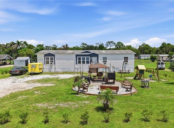 3621 Dustin Drive, Labelle, FL 33935