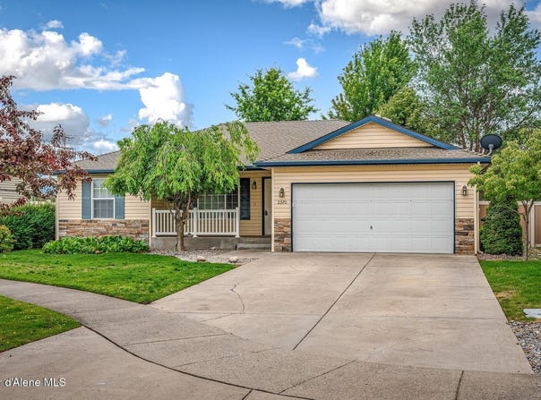 2570 N Sparrow Lp, Post Falls, ID 83854