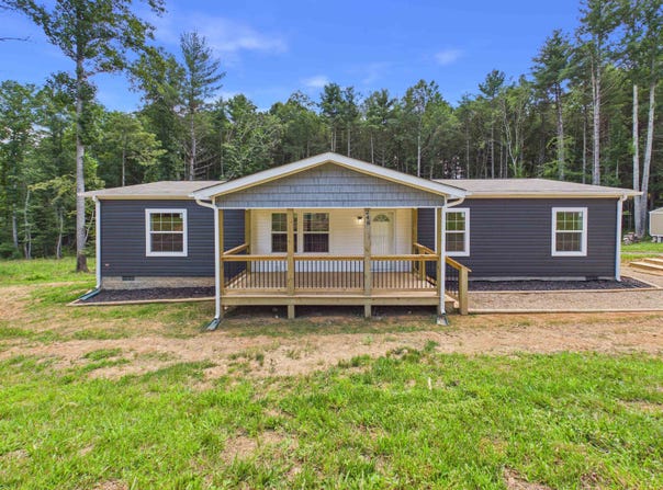 246 Wood Lane, Hillsville, VA 24343