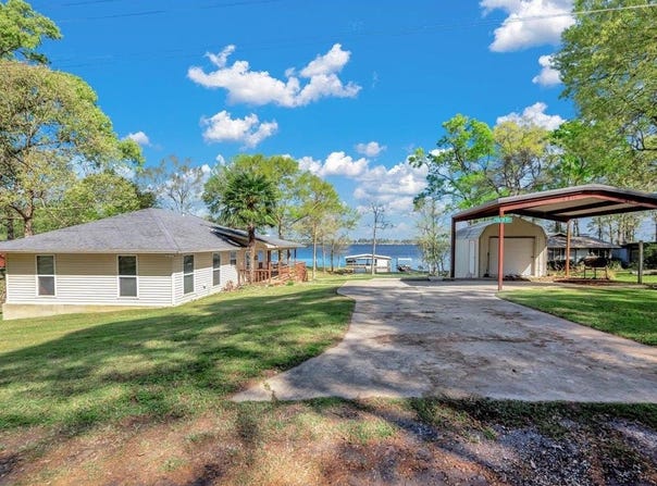 526 CR 197, Gary, TX 75643