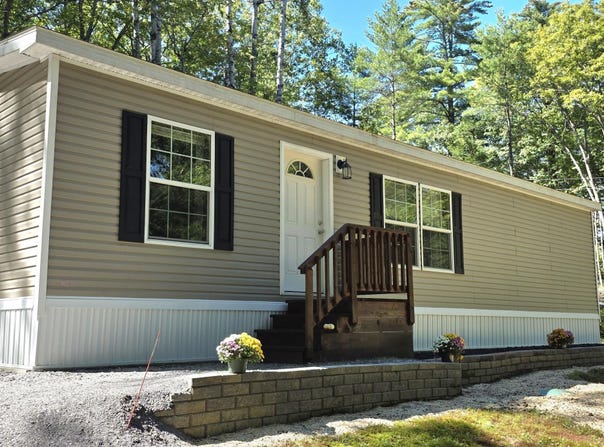 174 Maplewood Drive, Naples, ME 04055