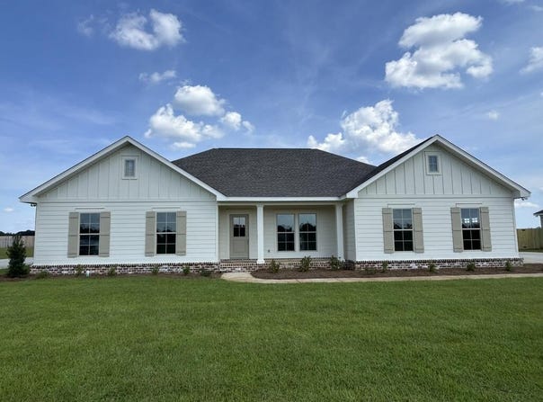 119 Adkinson Road, Newton, AL 36352