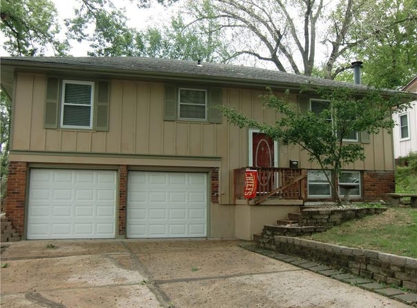 3401 S Ellison Way, Independence, MO 64055