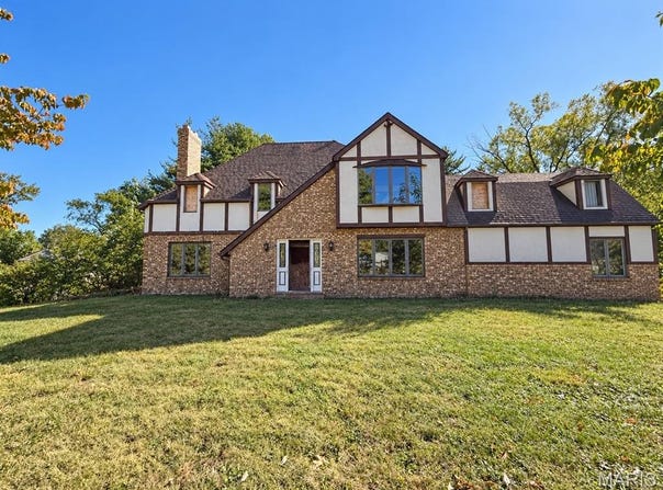 816 N Burtschi, Vandalia, IL 62471
