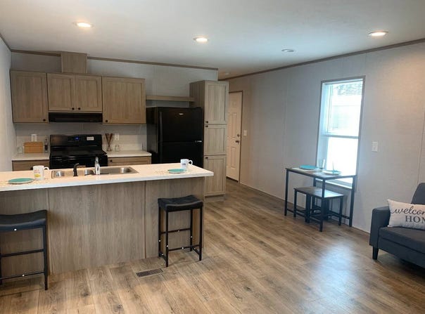 4221 Meadowlark Drive, Flint, MI 48532