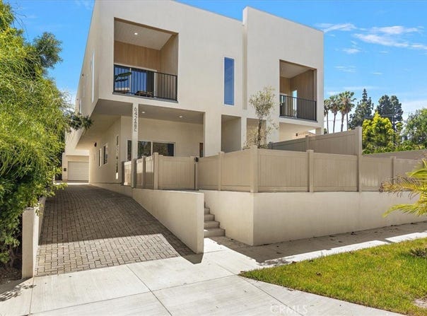 642 E Fairview Boulevard, Inglewood, CA 90302