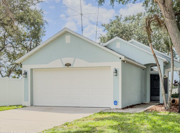 2700 Maderia Circle, Melbourne, FL 32935