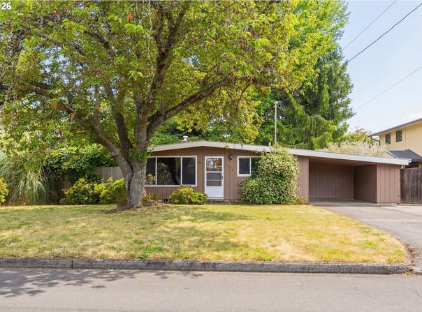 1430 BARTON St, Eugene, OR 97404