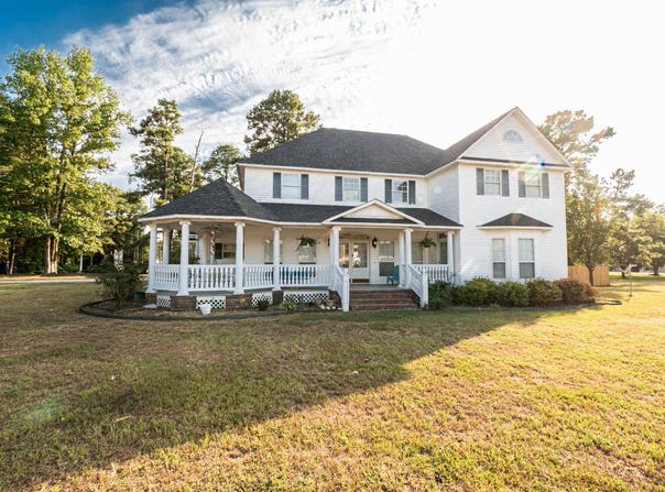 609 Olive Street, Hampton, AR 71744