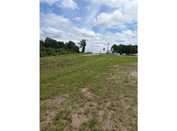 Highway 135 lot: 1, Gravois Mills, MO 65037