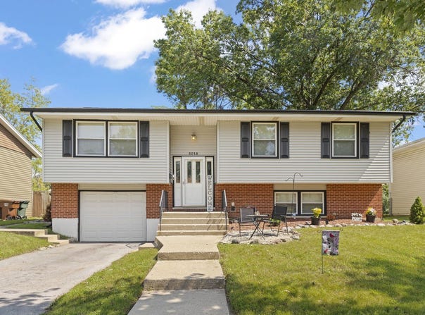 3513 Laurel Lane, Hazel Crest, IL 60429
