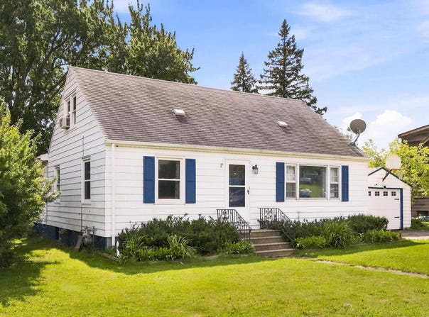 436 E Oxford St, Duluth, MN 55803