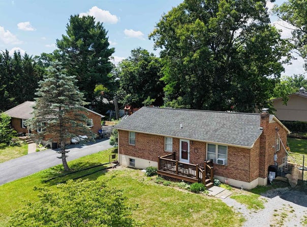 17 KEN VIEW AVE, VERONA, VA 24482
