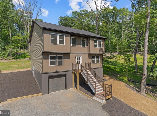 440 CEDAR Lane, BLUEMONT, VA 20135