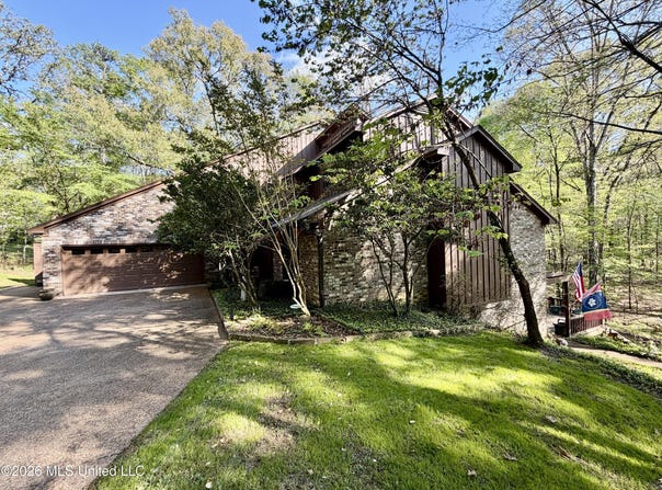 197 Skyline Drive, Clinton, MS 39056
