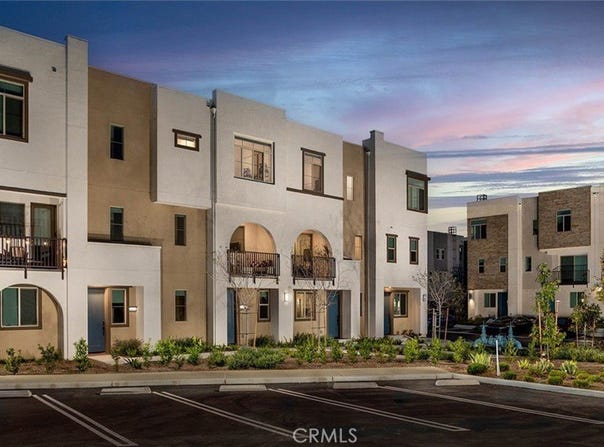 27860 S Viewpoint Drive, San Pedro, CA 90732