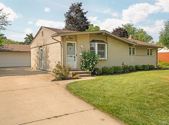 264 Nichols Drive, Saline, MI 48176