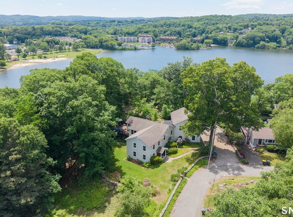 4 Hillside Road, Danbury, CT 06811