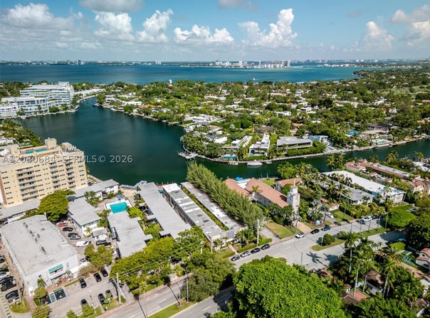 4730 Pine Tree Dr, Miami Beach, FL 33140