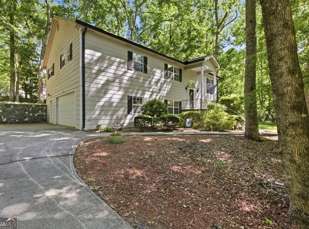325 Springwood Drive, Clarkesville, GA 30523