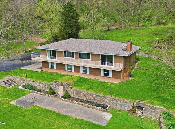 2227 Lock Rd, Carrollton, KY 41008