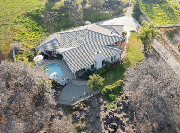 16404 Wardlaw, Springville, CA 93265