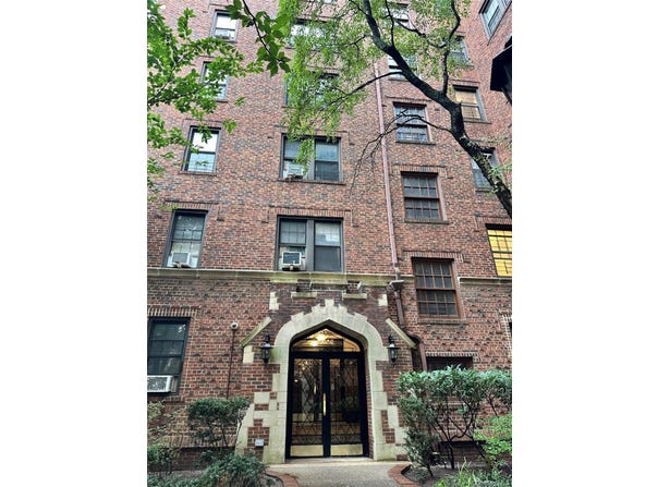 68-36 Burns, Forest Hills, NY 11375