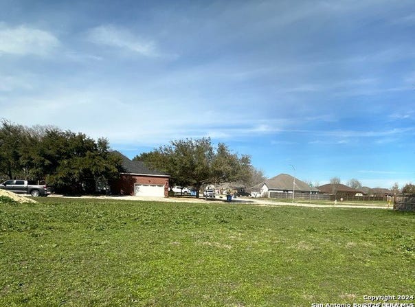 239 Club View E, Seguin, TX 78155