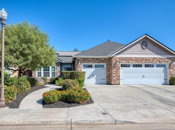 2537 Junipero Avenue, Clovis, CA 93619