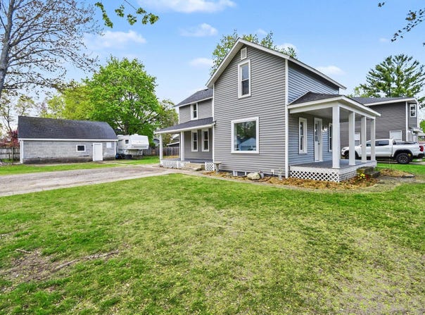 601 N Arcade Street, Gladwin, MI 48624