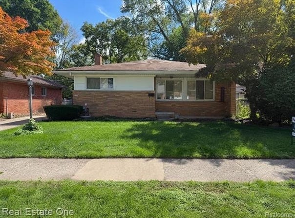 7540 August Avenue, Westland, MI 48185