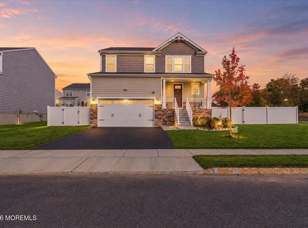 2 Gazania Drive, Old Bridge, NJ 08857
