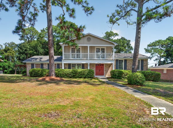133 Pineridge Rd, Daphne, AL 36526