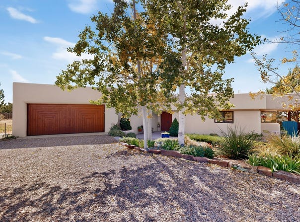 3 Laguna Lane, Santa Fe, NM 87508