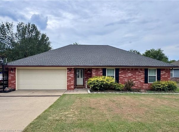 603 J ST, Barling, AR 72923