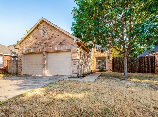 2116 Pritchard Drive, Grapevine, TX 76051