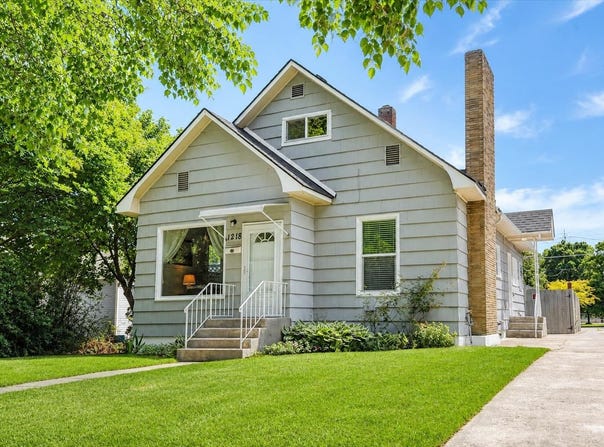 1218 E Augusta Ave, Spokane, WA 99207