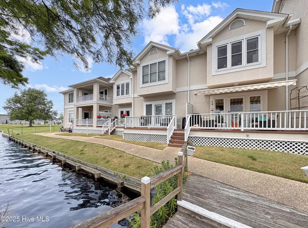 103 Continental Plaza Drive, Elizabeth City, NC 27909