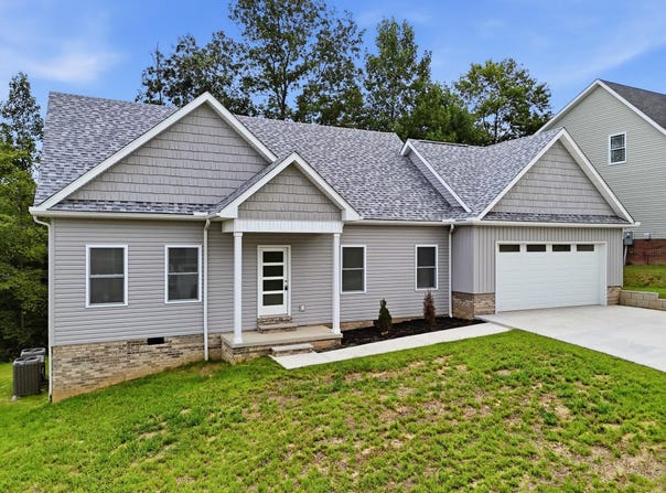 255 Castleknock Road, Winfield, WV 25213