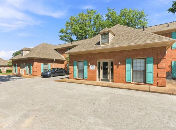 6385 STAGE Rd, Bartlett, TN 38134