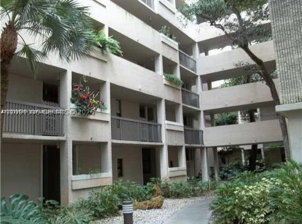 6800 Cypress Rd, Plantation, FL 33317