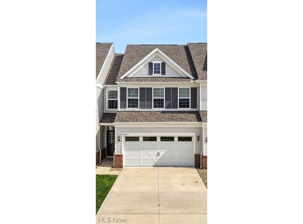 850 Dipper Lane, Aurora, OH 44202