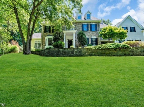 49 Parker Rd, Chester Twp., NJ 07930-3203