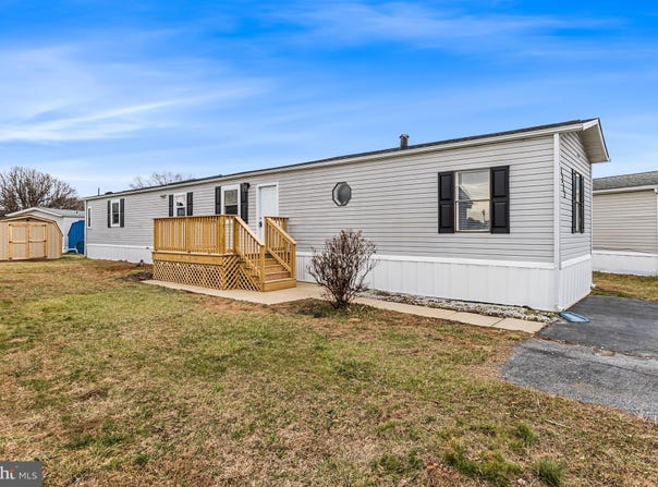 1211 DONNA MARIE Way, BEAR, DE 19701