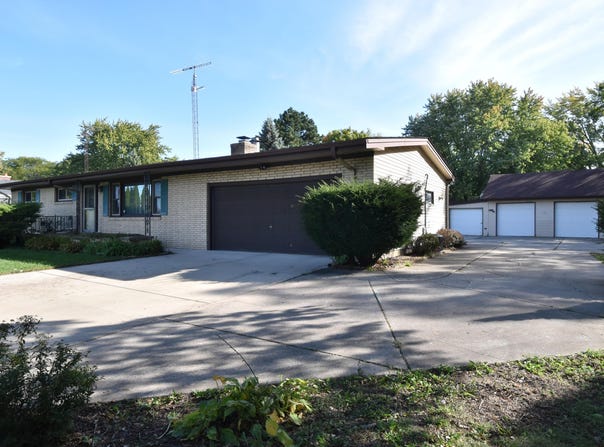 1245 COUNTY HIGHWAY V, Mount Pleasant, WI 53177
